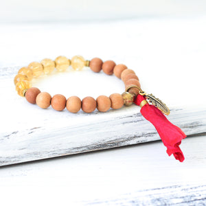 energy bracelet with citrine and fragrant sandalwood